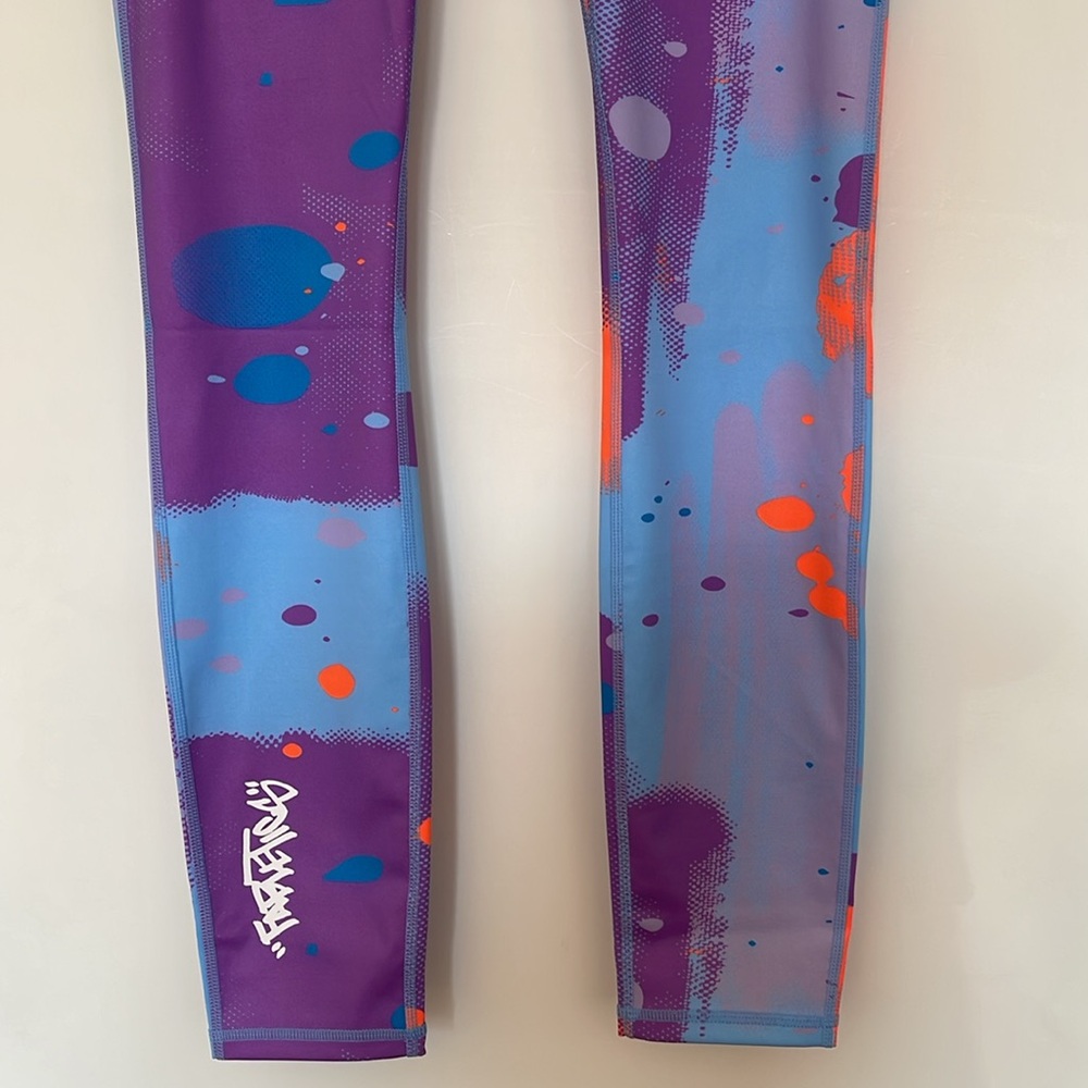 FABLETICS Anywhere Motion365+ High-Waisted Legging - Picture 13 of 13